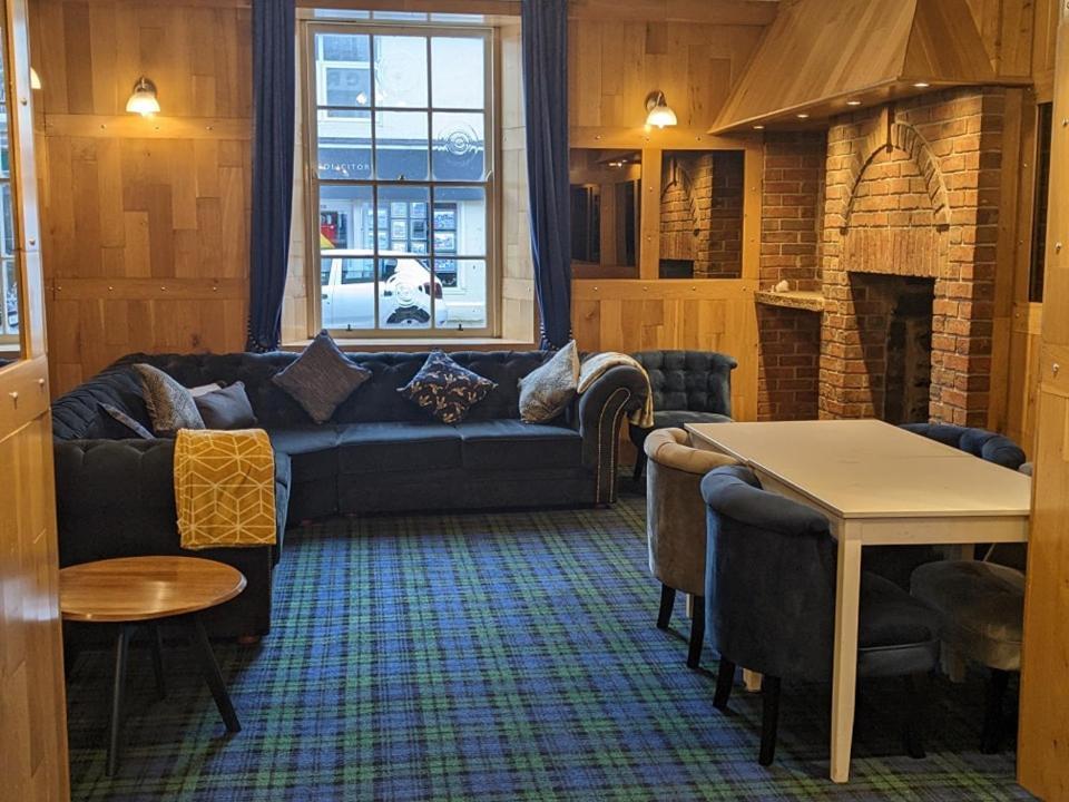 Crown Hotel Langholm Dış mekan fotoğraf